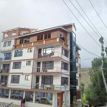 Hotel D Indian Kargil Exterior photo