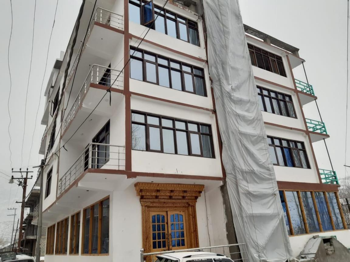 Hotel D Indian Kargil Exterior photo